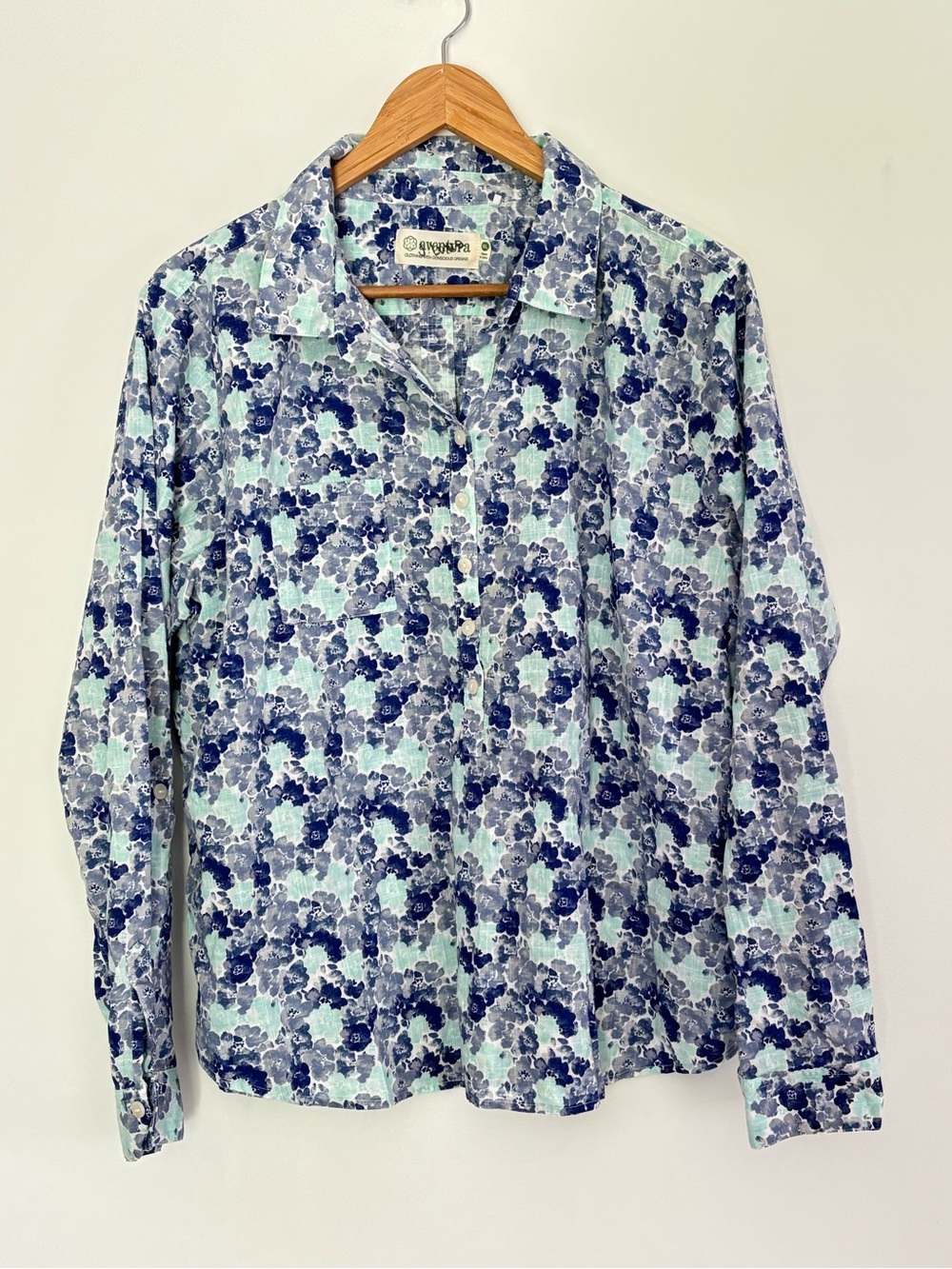 Aventura Women’s Organic Cotton Blue Floral Button-Down Shirt Size XL